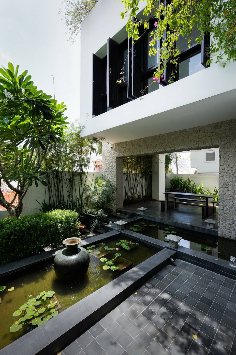 Âm hưởng Huế thương trong một công trình hiện đại giữa lòng Sài Gòn