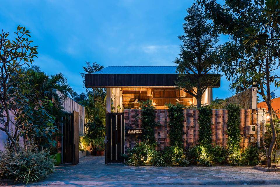 Ghé quận 2 Sài Gòn ngắm ngôi nhà Tổ Chim đẹp như resort nghỉ dưỡng của cặp vợ chồng người Hải Phòng 58563592916b52d38c5abd452ae8c3c5 - Ghé quận 2 Sài Gòn ngắm ngôi nhà Tổ Chim đẹp như resort nghỉ dưỡng của cặp vợ chồng người Hải Phòng
