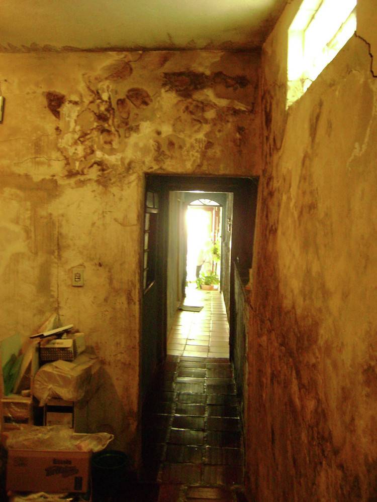 Before - After: Nhà cấp 4 xuống cấp nghiêm trọng bỗng hóa tổ ấm sáng bừng với khoảng vườn bên hông như vỗ về xúc cảm
