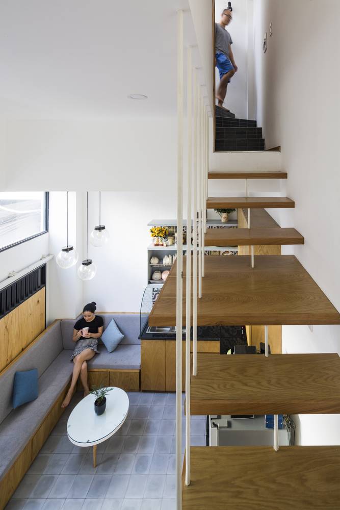 Nhà nhỏ 18m2 sở hữu những giải pháp khắc phục nhược điểm đầy tinh tế giữa đất Sài Gòn
