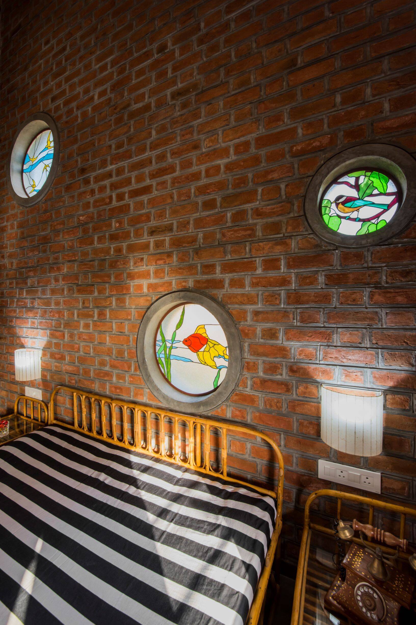 Palasvada Residence - Ngôi nhà gạch đỏ, mái vát, và những khoảng xanh tươi mát chan hòa với thiên nhiên