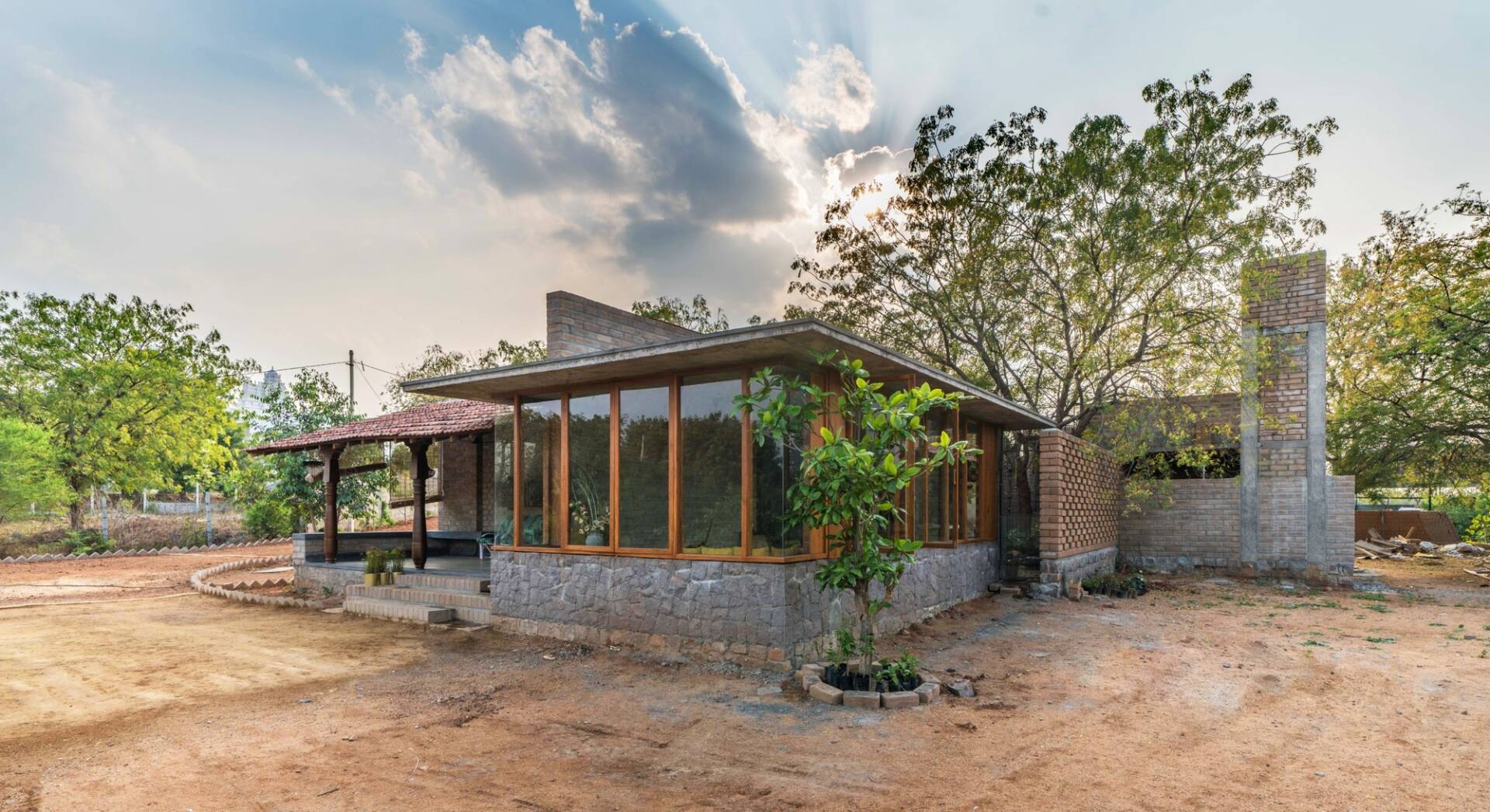 Hoise in the Farm - nhà nông trại