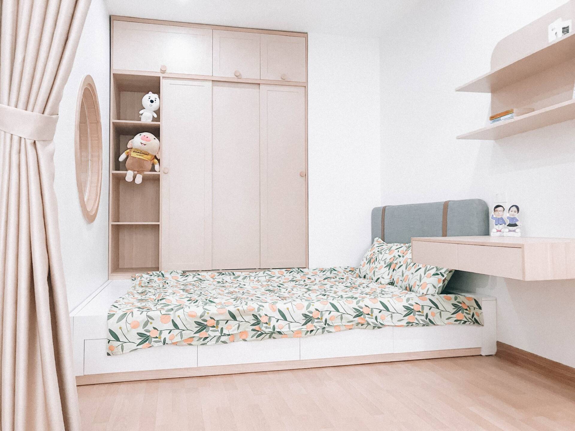 Căn hộ 76m2 nhẹ nhàng, ấm áp cùng câu chuyện tình yêu lãng mạn của vợ chồng gia chủ tại Hà Nội