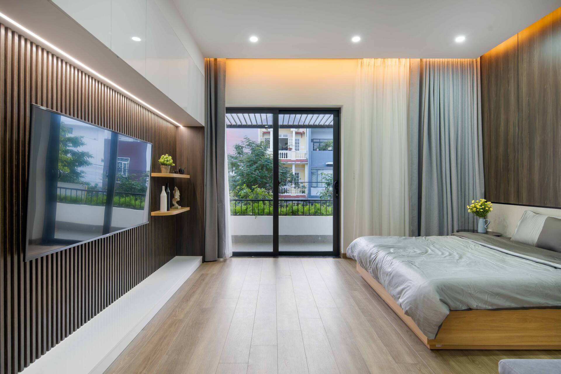 T House - Nhà ống 5x20 thiết kế hợp lý của gia chủ thuộc mệnh Thủy