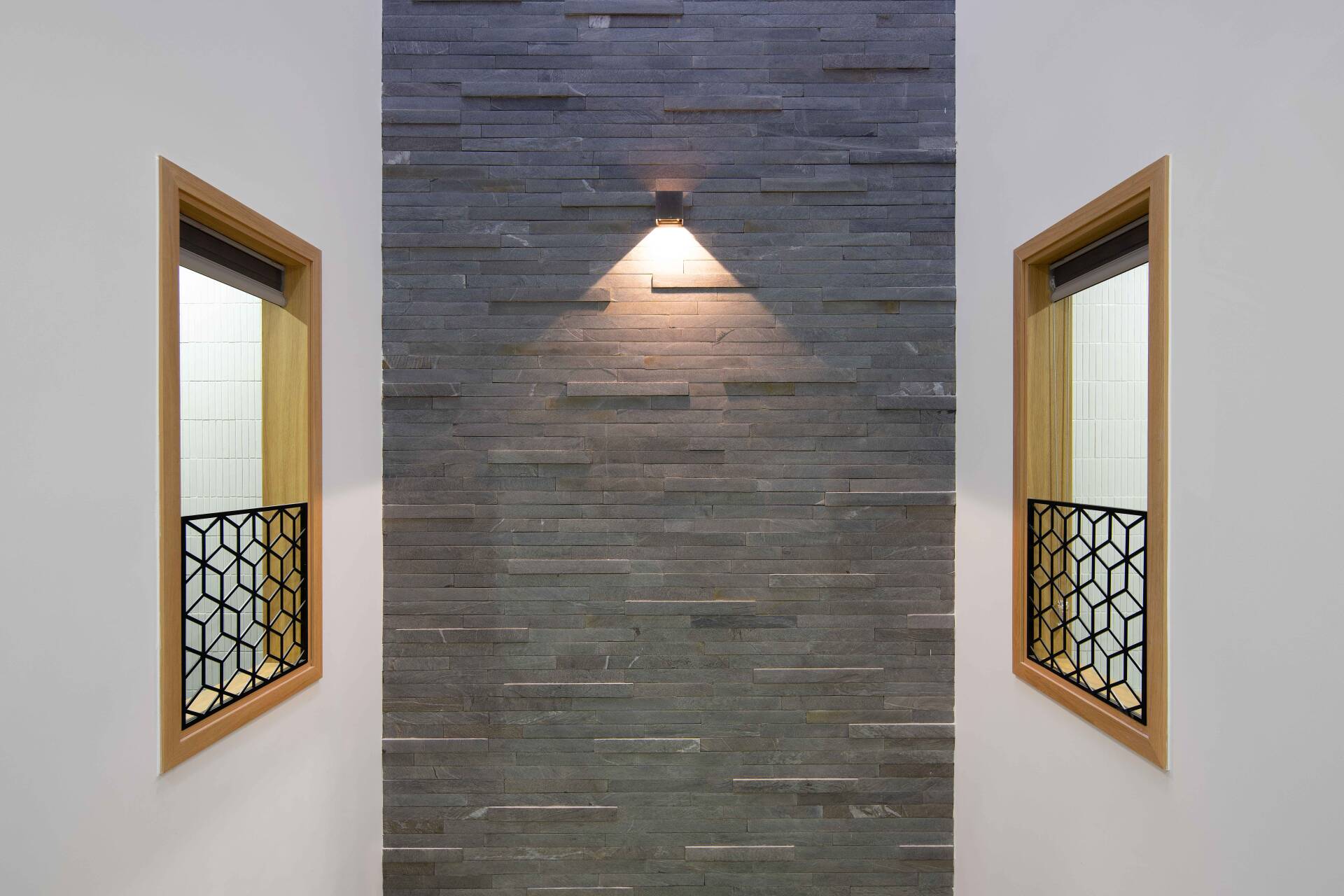 T House - Nhà ống 5x20 thiết kế hợp lý của gia chủ thuộc mệnh Thủy