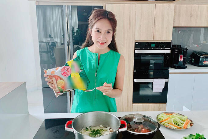 Rời bỏ ngôi nhà 2 triệu đô, vợ chồng Lý Hải - Minh Hà chuyển hẳn ra căn nhà vườn ở ngoại thành sinh sống