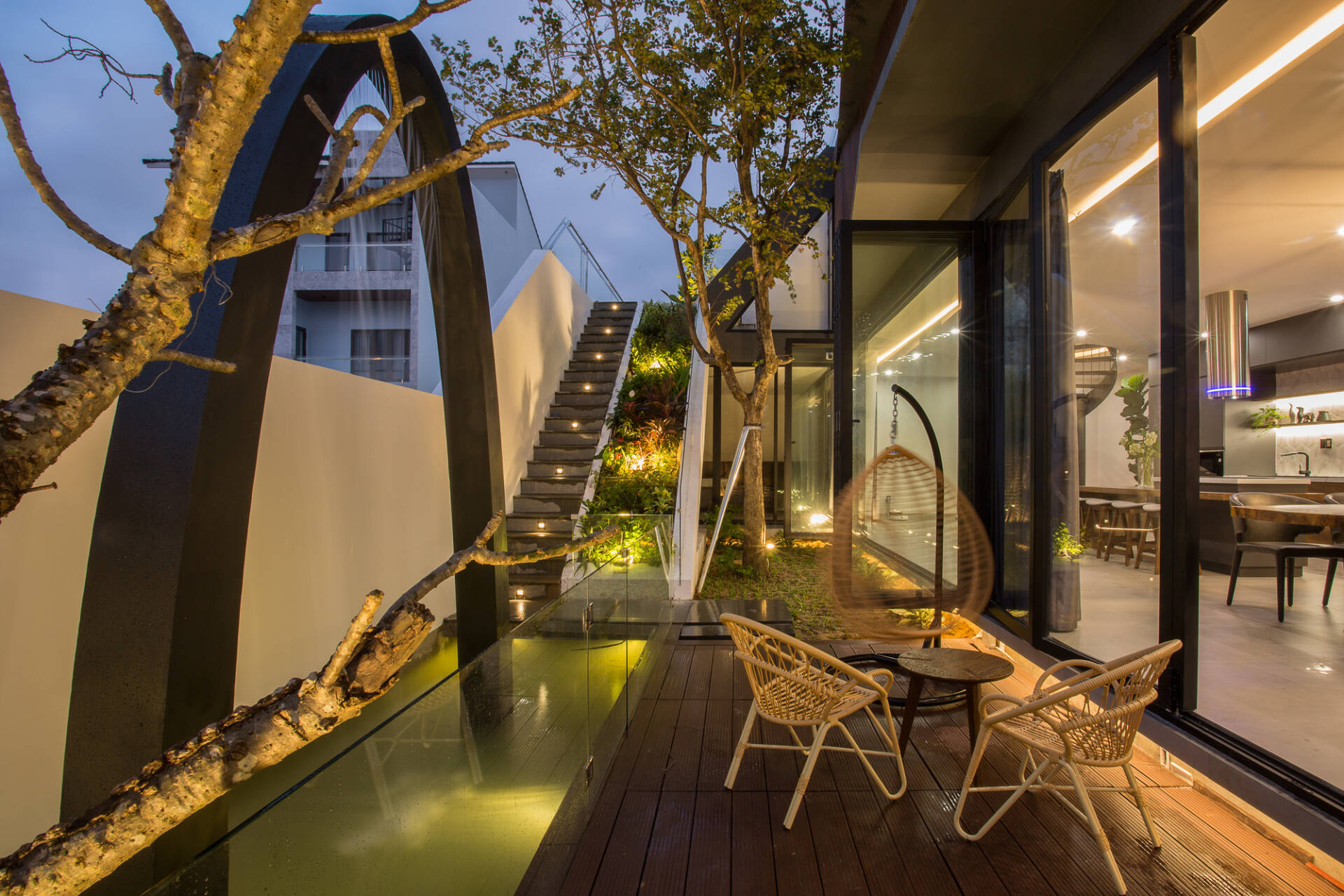 Tổng hợp 5 thiết kế nhà 3 tầng hiện đại, có nhà đẹp lung linh như resort 5 sao