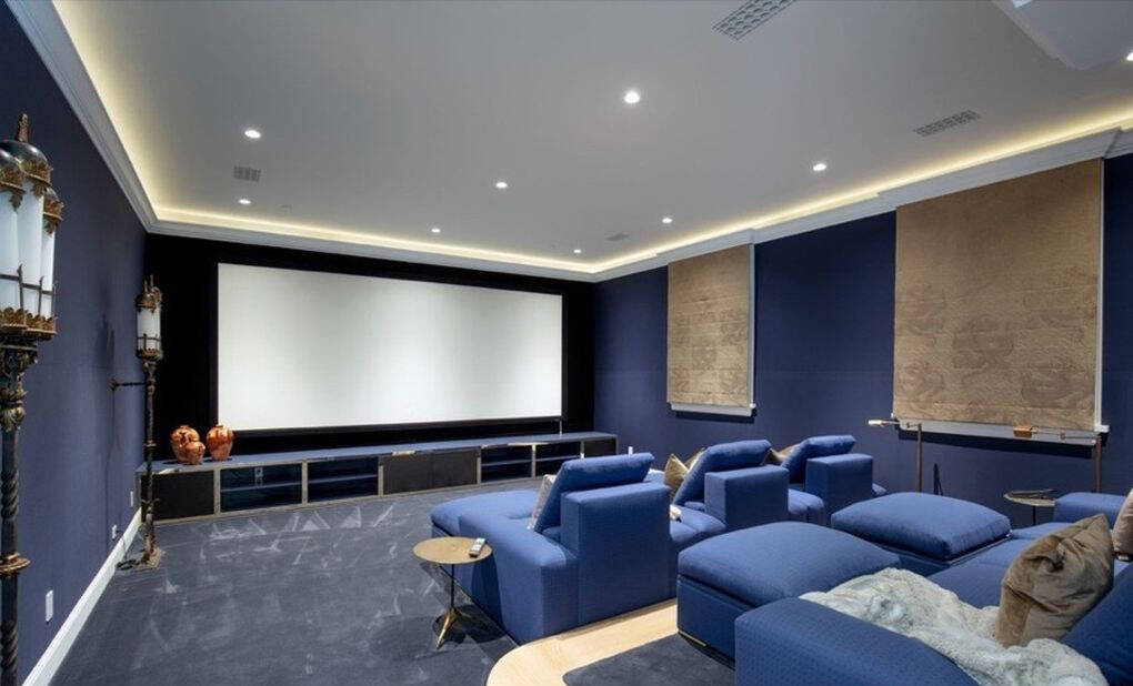 Bên trong dinh thự 10.000m2