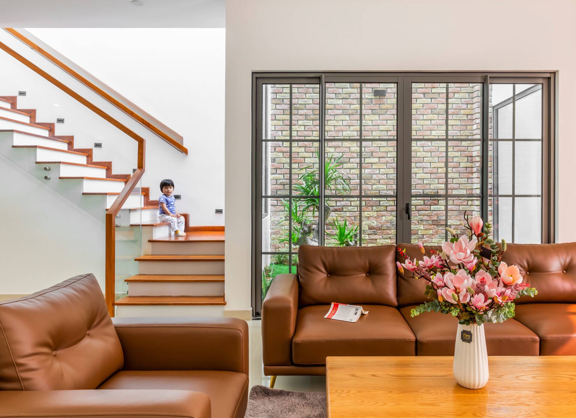 Nhà 7x21 lộng gió trên đất Tây Nguyên của cặp vợ chồng 9x, hoàn thiện với 1,85 tỷ đồng