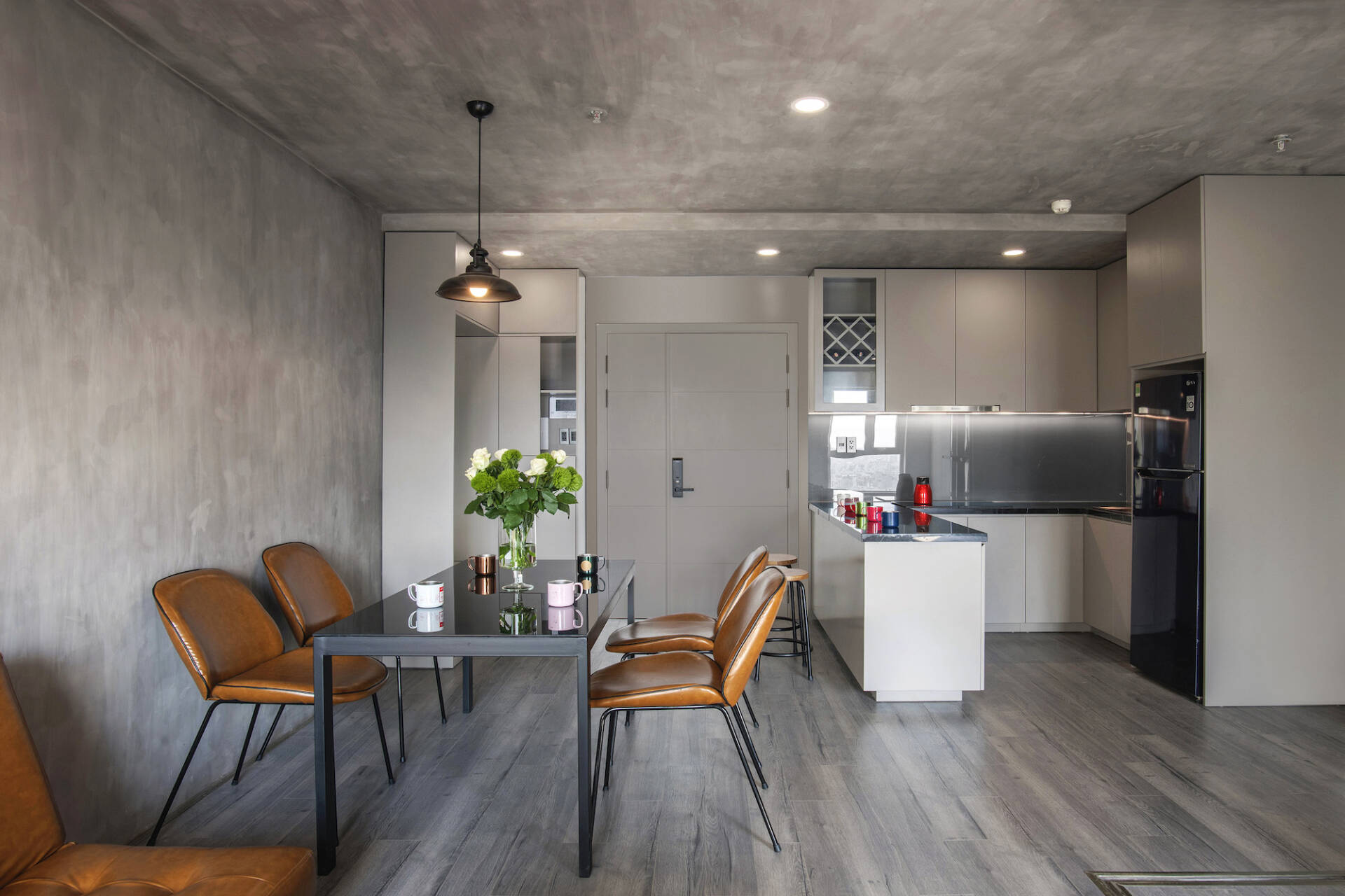 Căn hộ 65m2 của chàng trai Sài Gòn, đập bỏ tường ngăn để tạo không gian mở linh hoạt