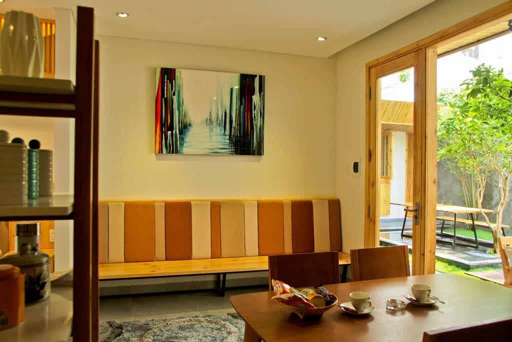 Cần gì xa hoa tráng lệ, một ngôi nhà nhỏ chan hòa với cây vườn, thiên nhiên là đủ mãn nguyện rồi