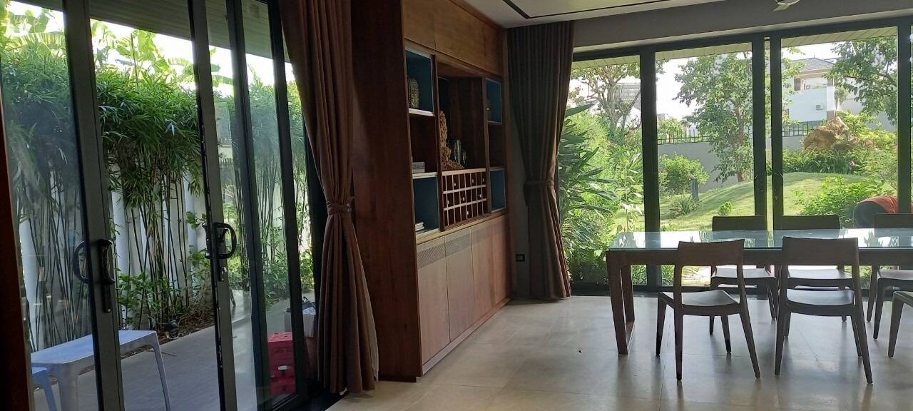 Xa quê 20 năm để lập nghiệp, đôi vợ chồng về lại cố hương xây biệt thự, dành riêng 600m2 cho sân vườn xanh ngát