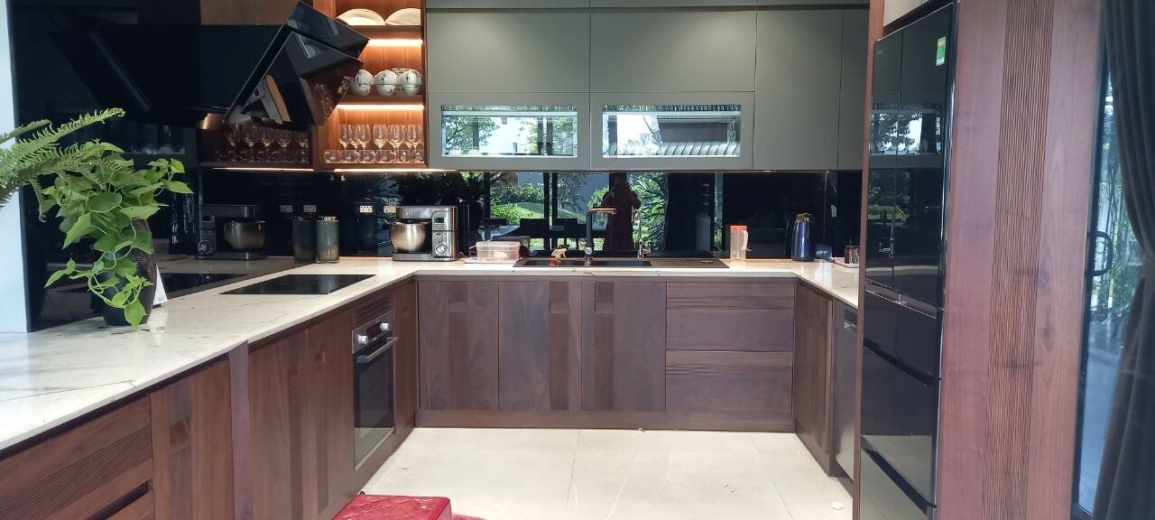 Xa quê 20 năm để lập nghiệp, đôi vợ chồng về lại cố hương xây biệt thự, dành riêng 600m2 cho sân vườn xanh ngát