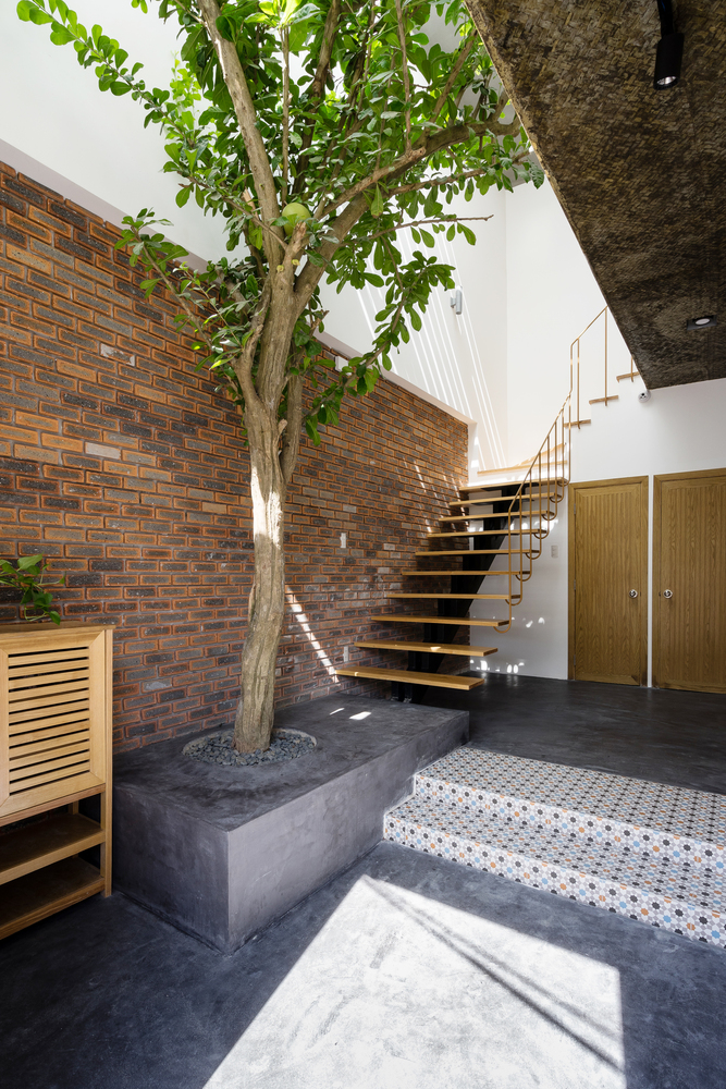 7x7 House
